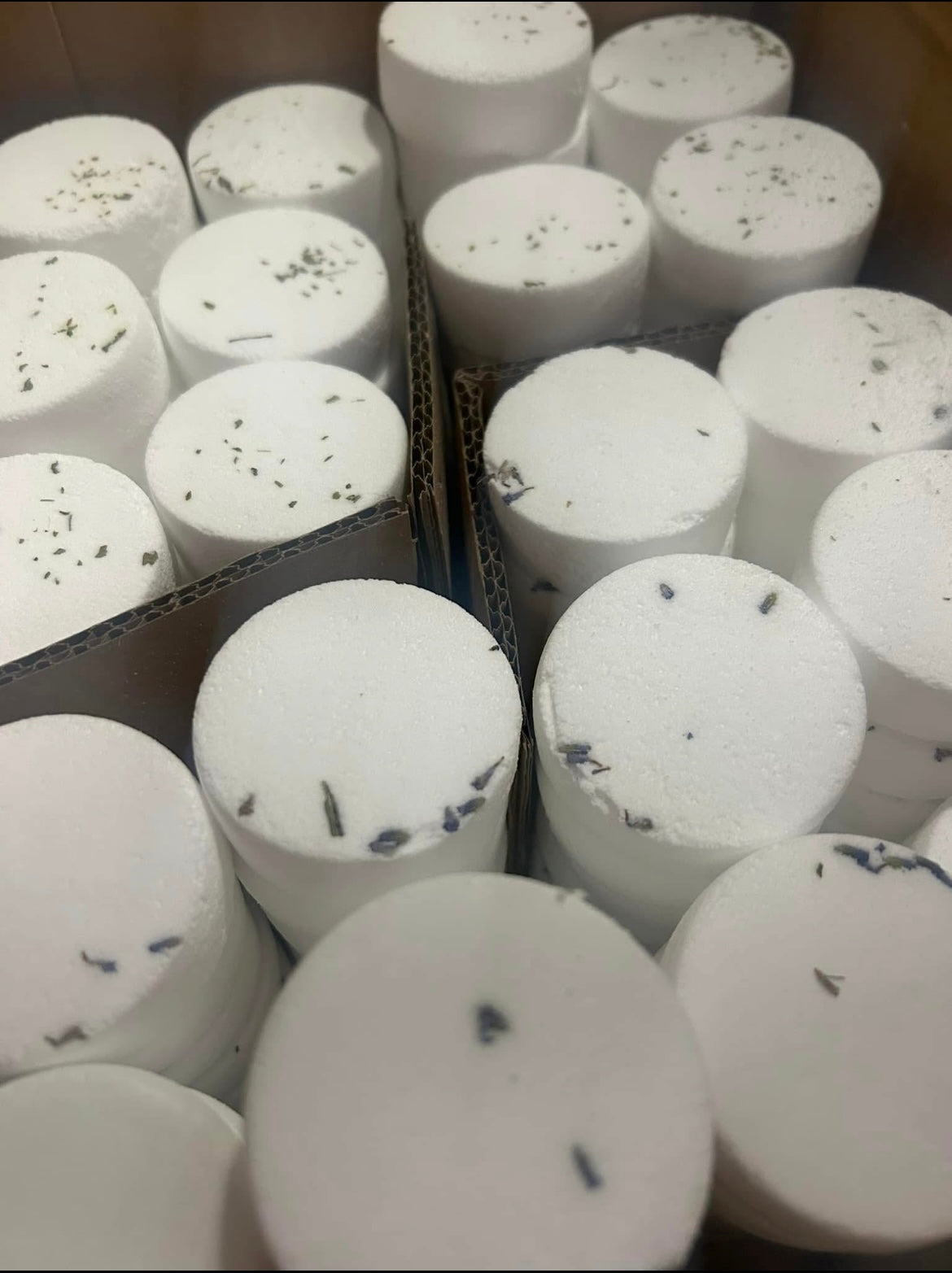 Shower eucalyptus & steamer gift bundle