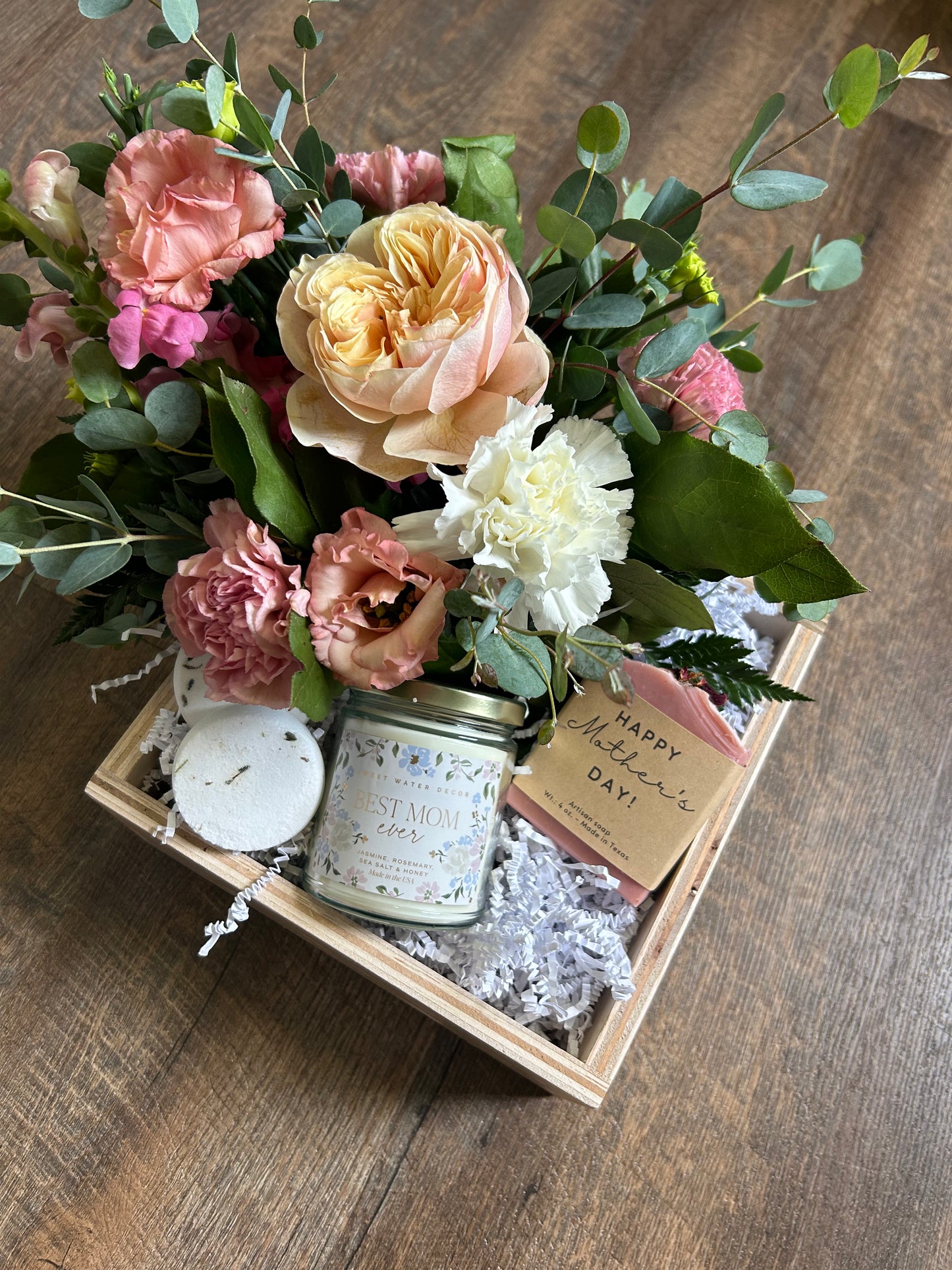 Gift box for Mom